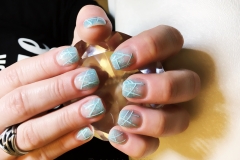 nail_w_317